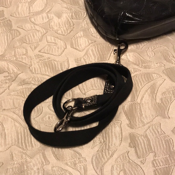 Coach black patent shoulder bag - Picture 7 of 8